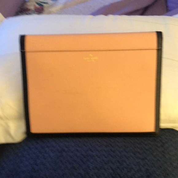 Handbag - Picture 4 of 8